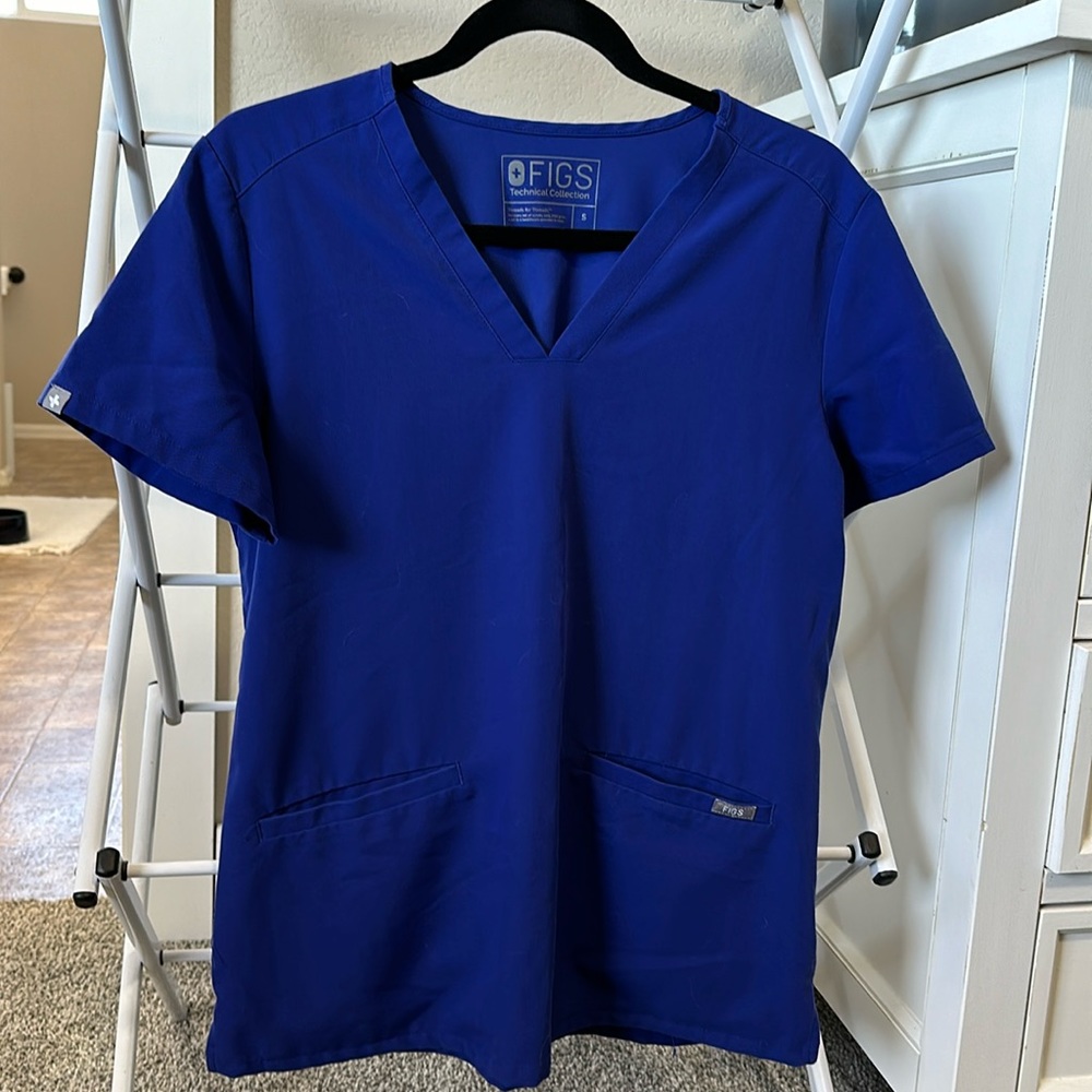Women’s Casma Figs scrub top